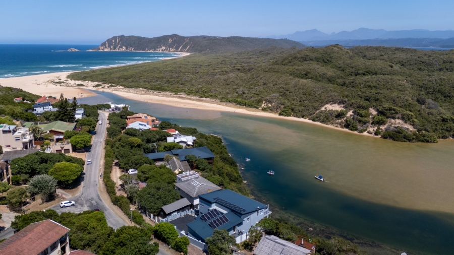 4 Bedroom Property for Sale in Kingfisher Creek Western Cape